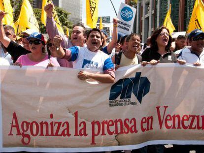 Protesta de periodistas en Caracas el 11 de febrero.