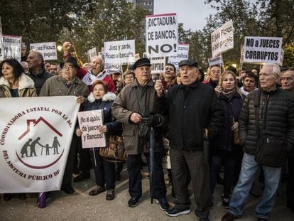 Protesta contra la decisión del Tribunal Supremo por el impuesto de las hipotecas, el pasado noviembre.