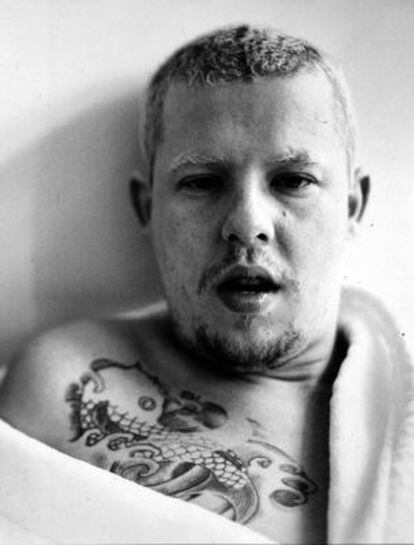 El creador de moda Alexander McQueen.