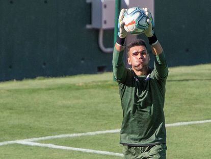 Dani Martín, en un entrenamiento del Betis.