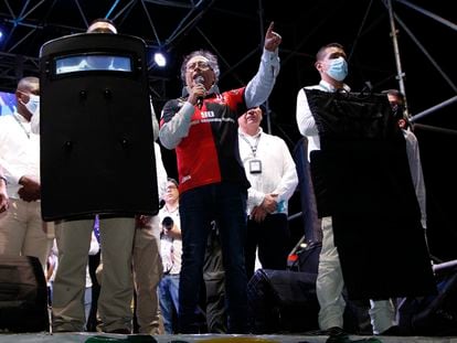 Gustavo Petro durante un acto de campaña, el pasado 5 de mayo.