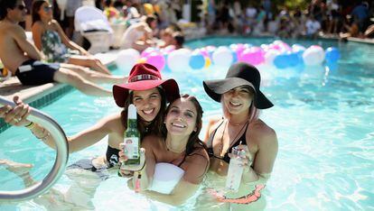 Invitadas en una fiesta paralela al festival, la de la web Popsugar y Shopstyle en Palm Springs en una edición pasada de Coachella.