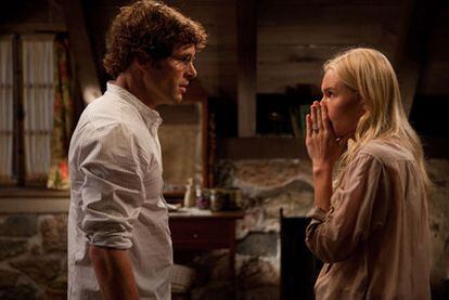 James Mardsen y Kate Bosworth, en <i>Perros de paja.</i>