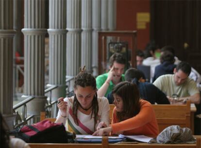 Estudiantes de la Escuela Técnica Superior de Ingenieros de Minas de Madrid.