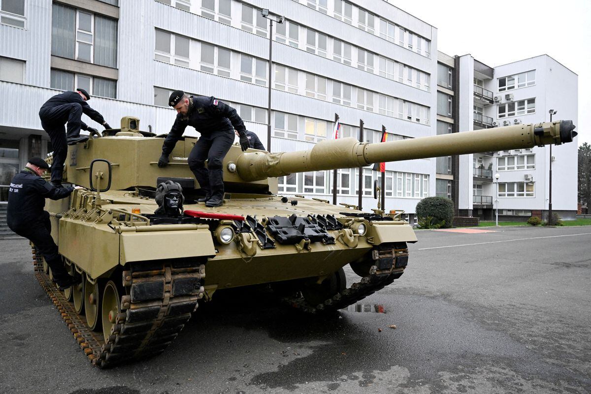 Wojna między Ukrainą a Rosją: Najnowsze wiadomości na żywo |  Kijów o wysłaniu czołgów na Ukrainę: „Za zwlekanie z decyzją płacimy życiem naszych ludzi” |  Międzynarodowy