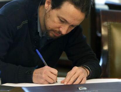 Pablo Iglesias, durant la formalització de la seva acta de diputat.