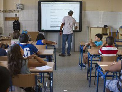 Una clase en el Colegio San Jos&eacute; Obrero de Sevilla.