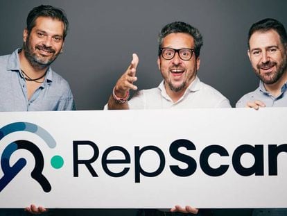 Josep Coll, fundador y CEO de RepScan, junto a Alejandro Castellano y Coque Moreno, los otros dos fundadores de la compañía.