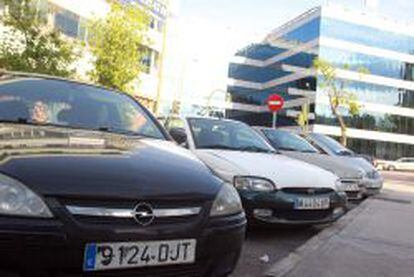 Coches aparcados en Madrid