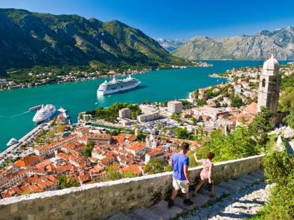 Cruceros en la bahía de Kotor, en Montenegro.
