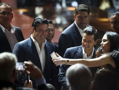 El exgobernador Aristóteles Sandoval con Enrique Peña Nieto, en Guadalajara, en una foto de archivo.