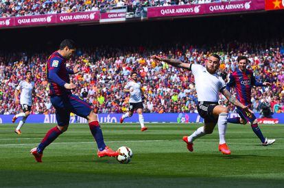El gol de Luis Suárez, desde otro ángulo.