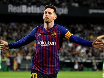 Messi celebra el quart gol del Barcelona davant el Betis.