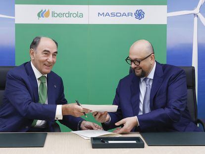El presidente de Iberdrola, Ignacio Sánchez Galán, y el CEO de Masdar, Mohamed Jameel Al Ramahi.