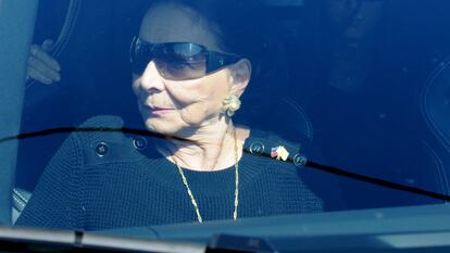 Beatriz Arrastia, durante el funeral de Miguel Boyer, en 2014.