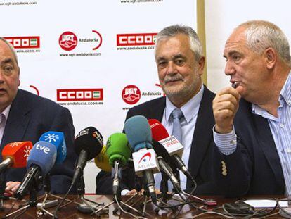 Manuel Pastrana (UGT), Jos&eacute; Antonio Gri&ntilde;&aacute;n y Francisco Carbonero (CC OO), el pasado 12 de abril. 