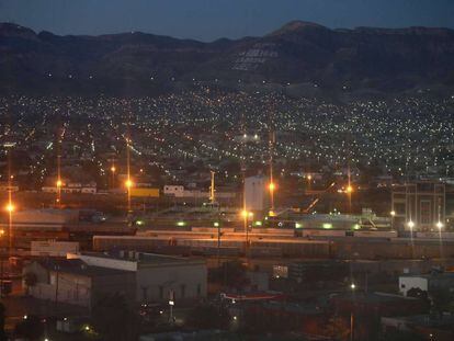 Vista de Ciudad Ju&aacute;rez, en M&eacute;xico, desde El Paso, Texas 
