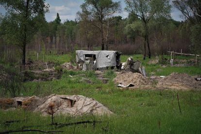 Campamento donde estuvieron instaladas las tropas del Kremlin muy cerca del bosque rojo de Chernóbil, uno de los lugares más contaminados del mundo.