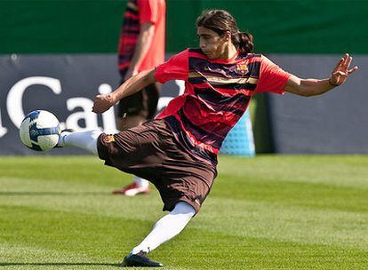 Martín Cáceres durante un entrenamiento con el Barcelona.