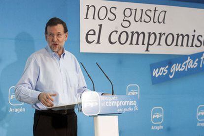 El presidente del PP, Mariano Rajoy, en un mitin ayer en Jaca (Huesca).