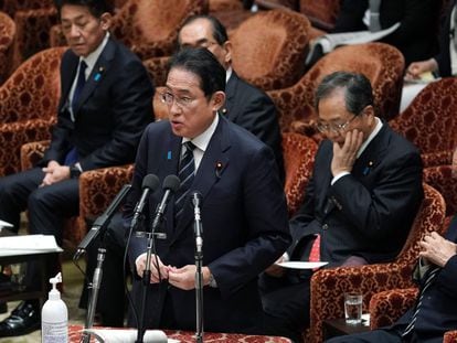 EL primer ministro de Japón, el conservador Fumio Kishida, durante una sesión en el Parlamento el 24 de enero.