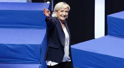 Marine Le Pen al congrés de l'FN a Lilla.