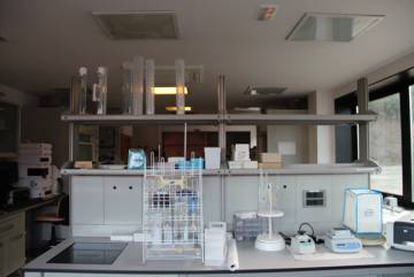 Laboratorio de las instalaciones de IFFE BIotech en As Somozas (A Coruña).