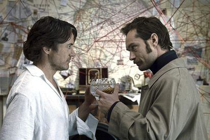 Robert Downey Jr. y Jude Law, en la segunda entrega de Sherlock Holmes.