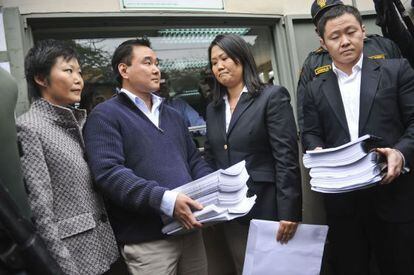Los hijos del expresidente Fujimori presentan la solicitud de indulto de su padre