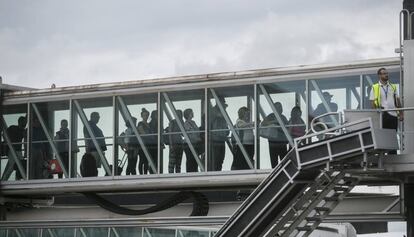 Passatgers a l'aeroport de Barcelona-El Prat.