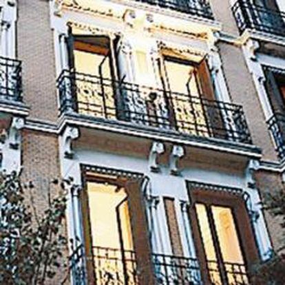 Fachada de un edificio de la calle Alcalá de Madrid