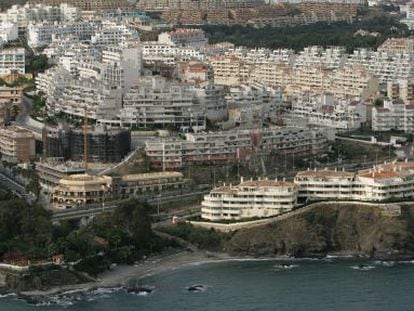 Una vista a&eacute;rea del litoral de Benalm&aacute;dena Costa (M&aacute;laga).