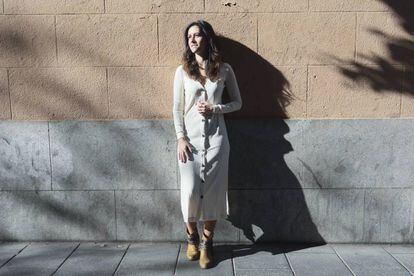 Elsa Galán, que lleva un vestido de Slowliove alquilado a través de Ecodicta.