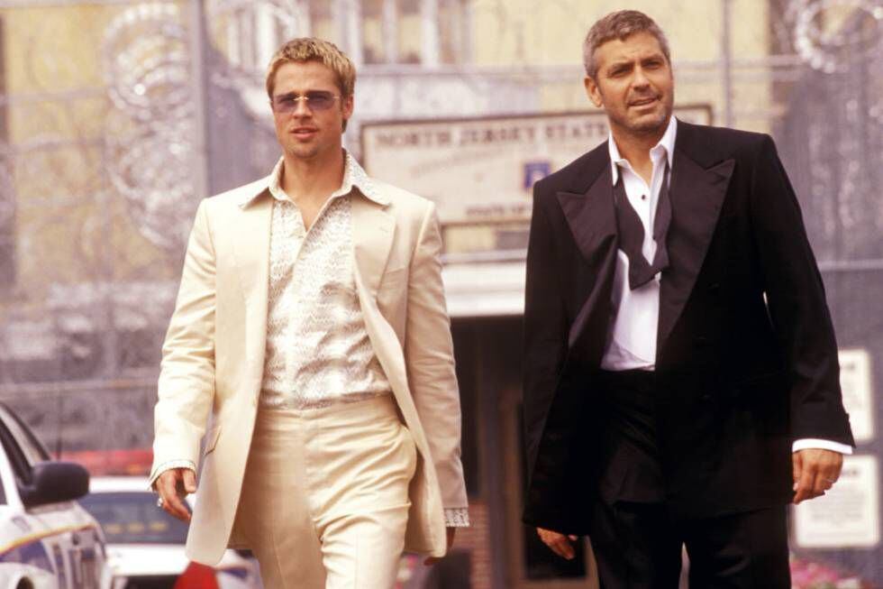 Brad Pitt y George Clooney, en un fotograma de 'Oceans Eleven'. 