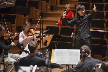Kah Chun Wong dirige a la Sinfónica de Bamberg en una de las jornadas del 'Concurso Mahler'.