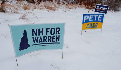 Carteles de Elizabeth Warrem, Pete Buttigieg y Bernie Sanders, en New Hampshire.