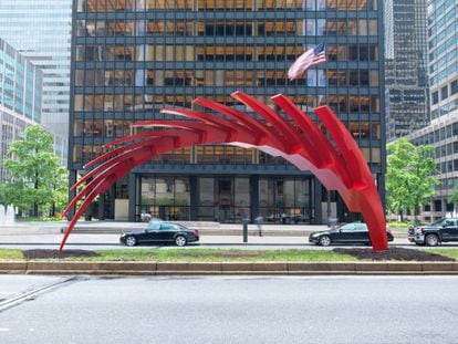 Una de las siete esculturas de Santiago Calatrava en Park Avenue.
