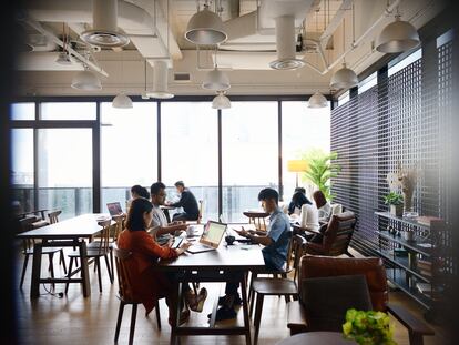 Emprendedores trabajando en un ‘coworking’.
