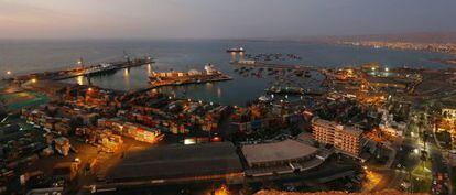 Panor&aacute;mica del puerto de Arica, en Chile.
