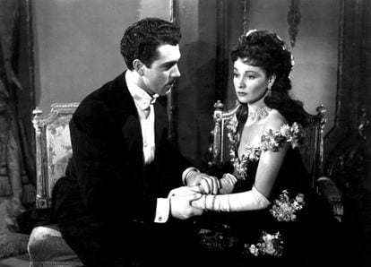 Kieron Moore y Vivien Leigh, en la versi&oacute;n f&iacute;lmica de Ana Karenina dirigida en 1948 por Julien Duvivier. 