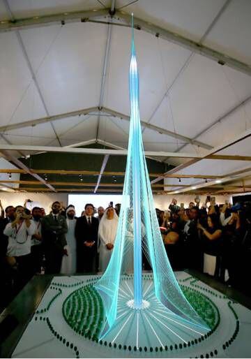 Santiago Calatrava durante la presentación de su proyecto de edificio más alto del mundo en Dubái.