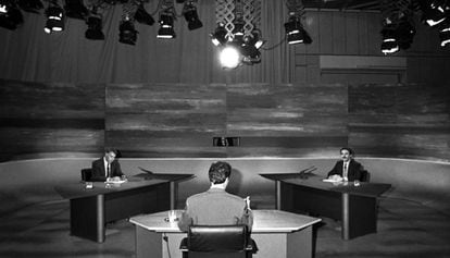 El primer debate electoral cara a cara de la democracia española entre José María Aznar y Felipe González para las elecciones generales de 1993.
