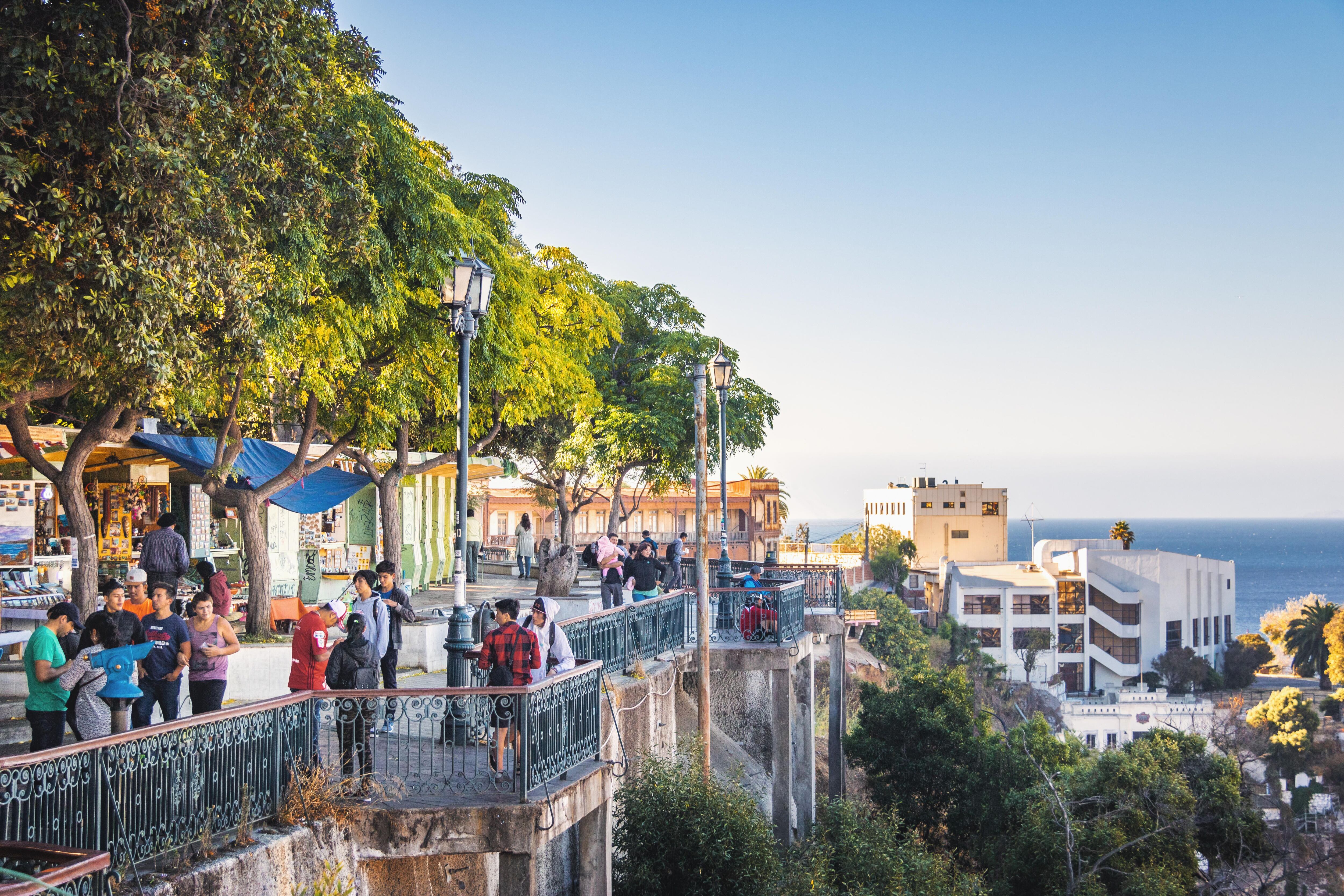 Por las colinas de la chilena Valparaíso