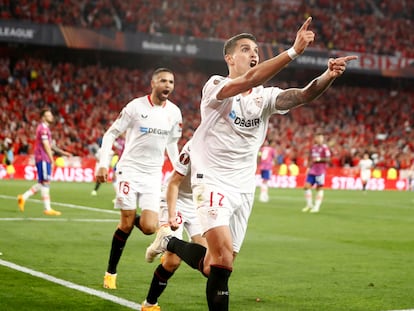 Erik Lamela celebra su gol en el partido de semifinales de la Europa League entre el Sevilla y la Juventus, en el Ramón Sánchez-Pizjuán este jueves.