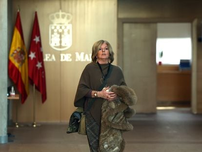 La presidenta del Colectivo de Víctimas del Terrorismo (Covite), Consuelo Ordoñez, a su llegada a la Comisión De Presidencia, Justicia y Administración Local en la Asamblea de Madrid.