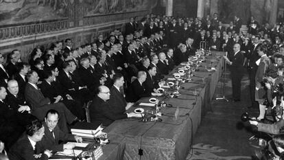 Firma del Tratado de creación de la Comunidad Económica Europea en Roma el 25 de marzo de 1957.