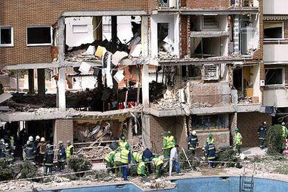 Estado en que quedó el edificio de Leganés tras el suicidio del <i>comando.