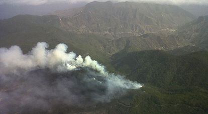 Imagen del incendio forestal en La Gomera. 