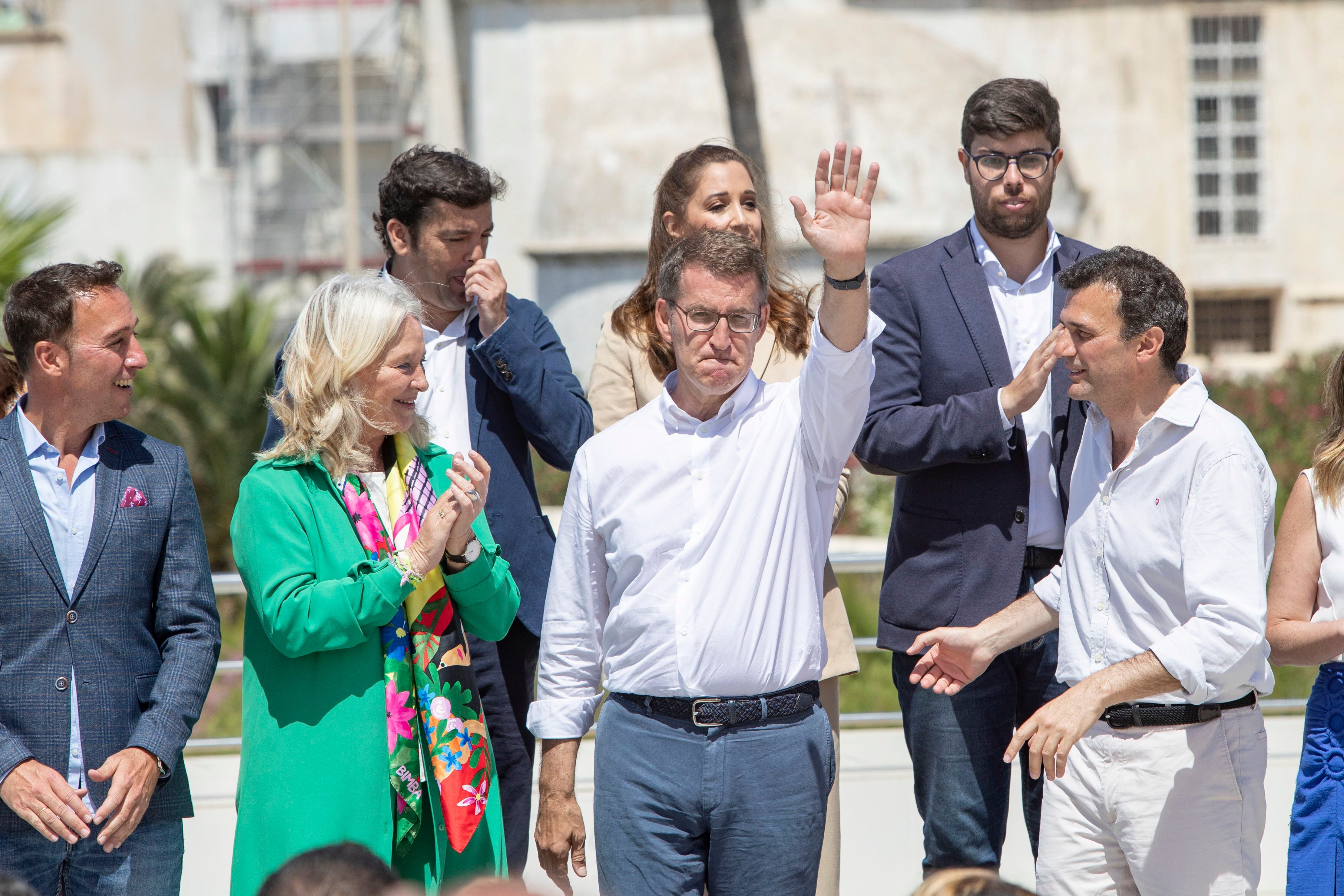 El presidente del PP, Alberto Núñez Feijóo, este jueves en un acto en Cádiz.