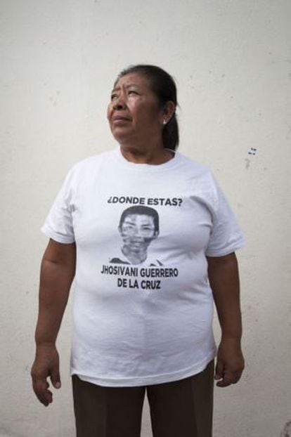 Martina de la Cruz, madre del normalista desaparecido Jhosivani Guerrero de la Cruz
